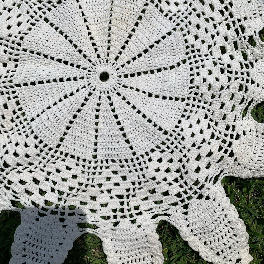 Doily - Picture 2 of 4
